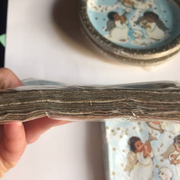 NWT Black Cherub Angels Partyware Set - Picture 4 of 8